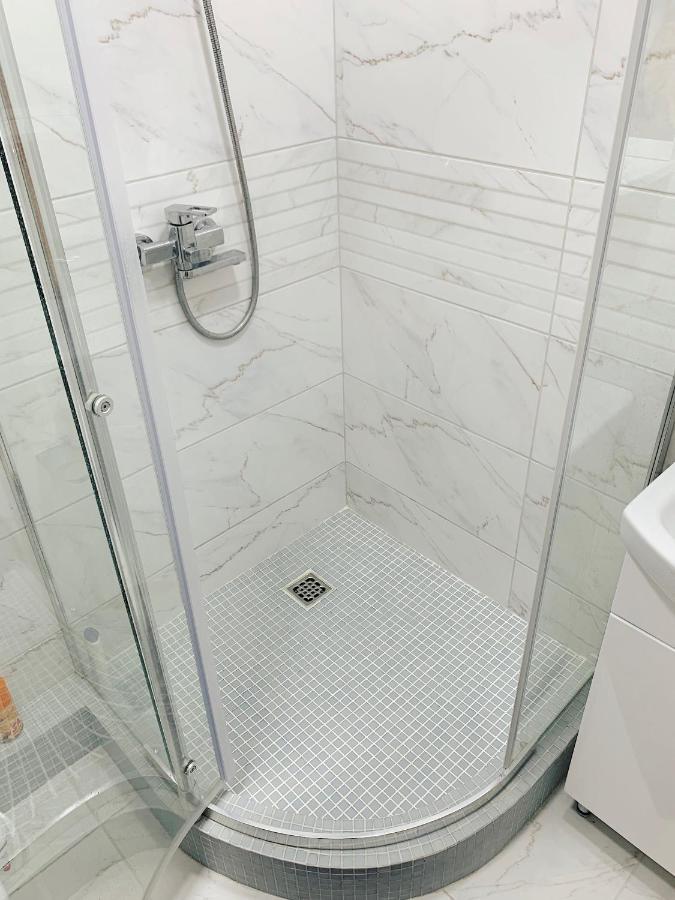Apartment - Sobornyi Prospekt 97 Zaporizhia Esterno foto