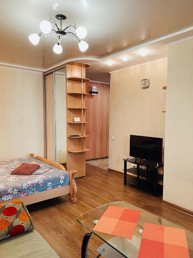 Apartment - Sobornyi Prospekt 97 Zaporizhia Esterno foto