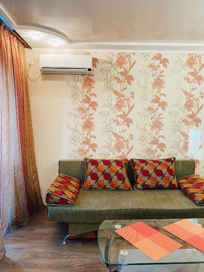 Apartment - Sobornyi Prospekt 97 Zaporizhia Esterno foto