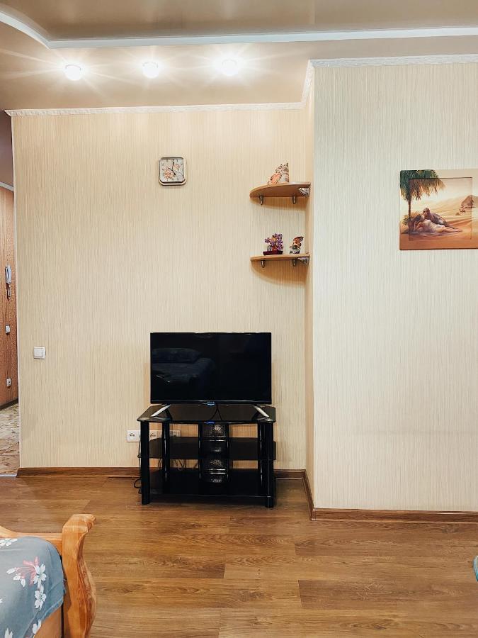 Apartment - Sobornyi Prospekt 97 Zaporizhia Esterno foto