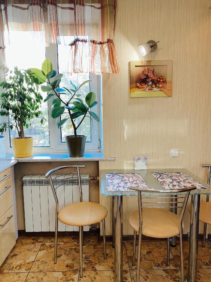 Apartment - Sobornyi Prospekt 97 Zaporizhia Esterno foto