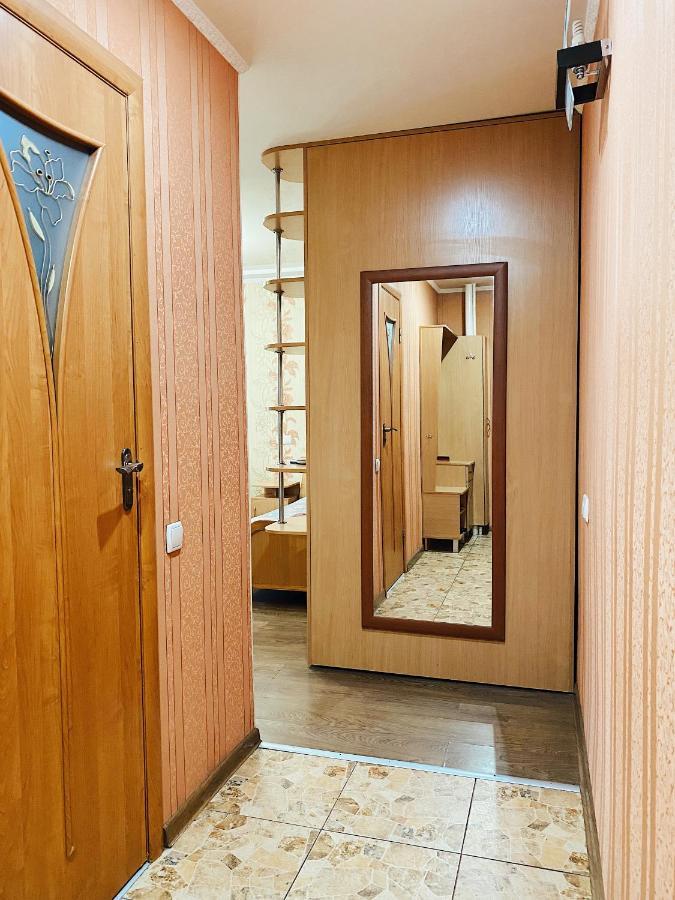 Apartment - Sobornyi Prospekt 97 Zaporizhia Esterno foto