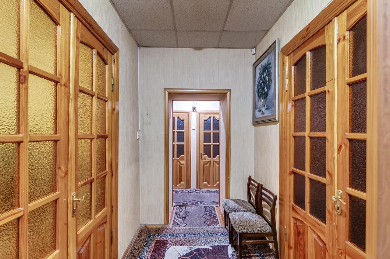 Apartment - Sobornyi Prospekt 97 Zaporizhia Esterno foto
