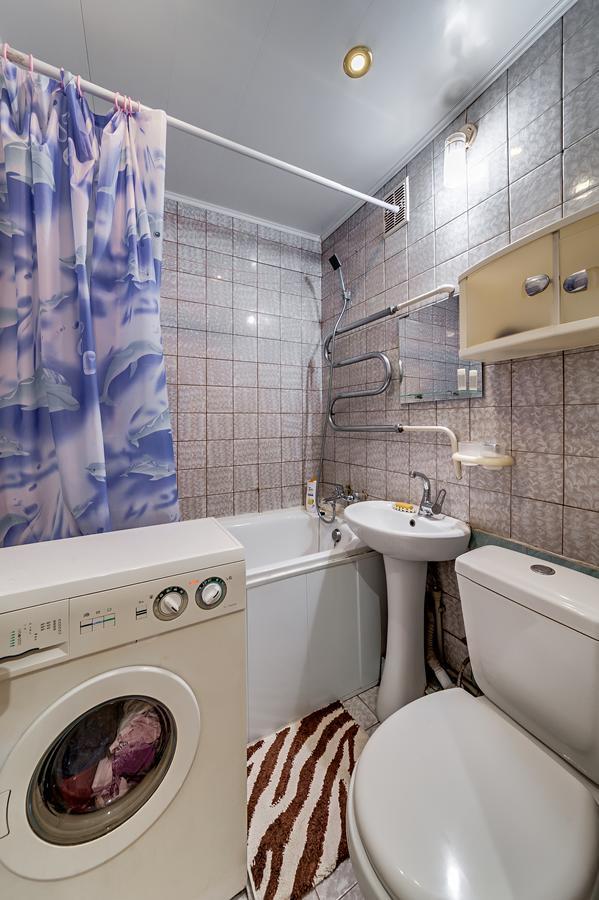Apartment - Sobornyi Prospekt 97 Zaporizhia Esterno foto
