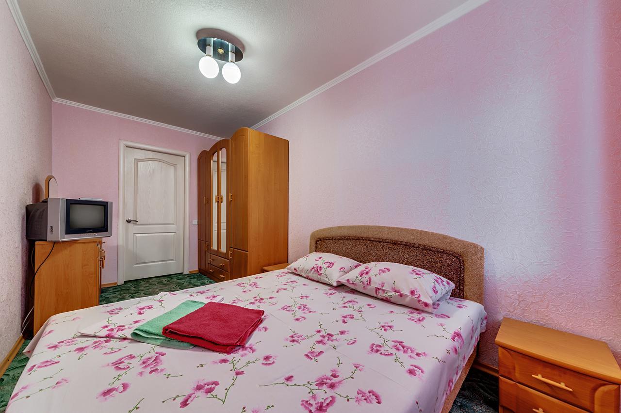 Apartment - Sobornyi Prospekt 97 Zaporizhia Esterno foto